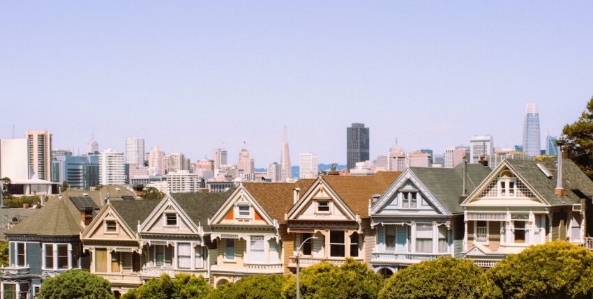 Photo real estate market regulations